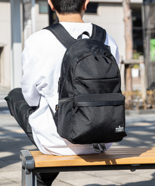 人気商品！！ マキャベリック リュック SHUTTLE 2 DAYPACK BLACK (019