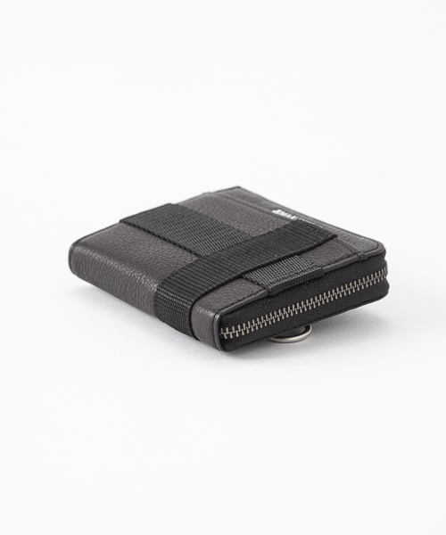 EMBOSS LEATHER MIDDLE WALLET