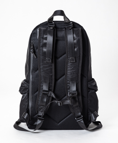 BIND UP BACKPACK BLACK EDITION｜MAKAVELIC OFFICIAL ONLINE STORE