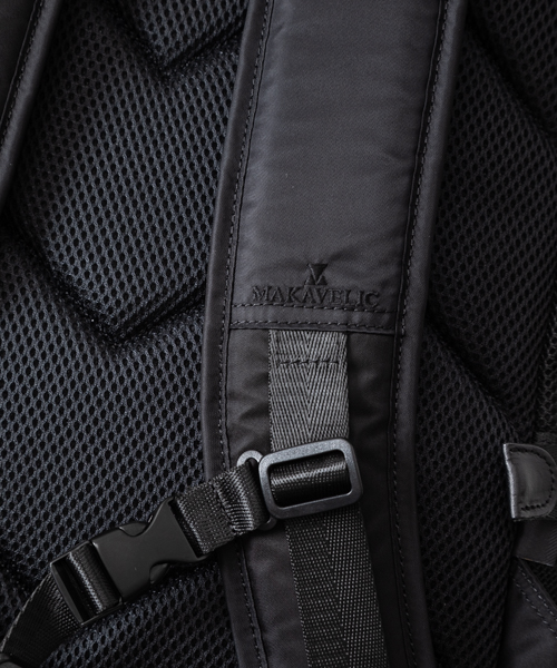 DOUBLE LINE BACKPACK BLACK EDITION｜MAKAVELIC OFFICIAL ONLINE STORE